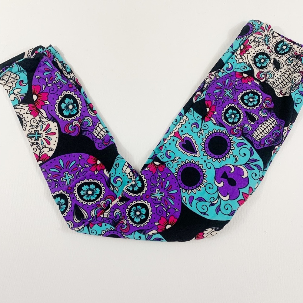 Kids buttery soft Skull Leggings S/M & L/XL